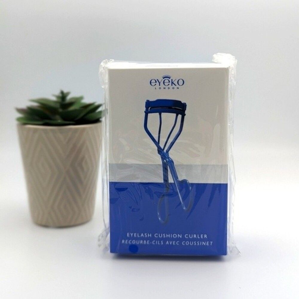 Eyeko Eyelash Curler Blue